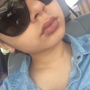 Meet your Posher, Isabelle